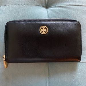 Black Tory Burch Wallet